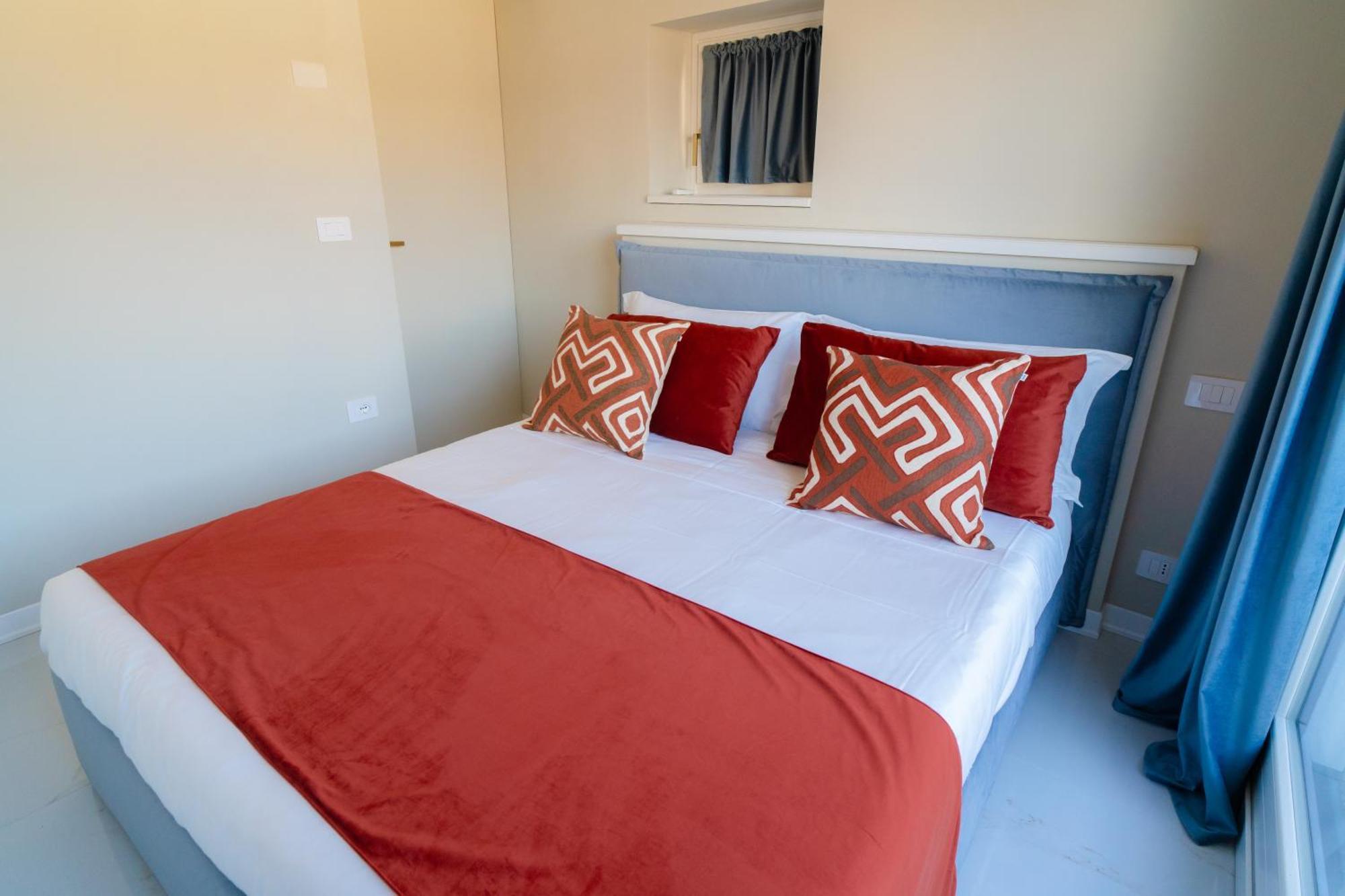 פארמה La Chartreuse Luxury Suites מראה חיצוני תמונה