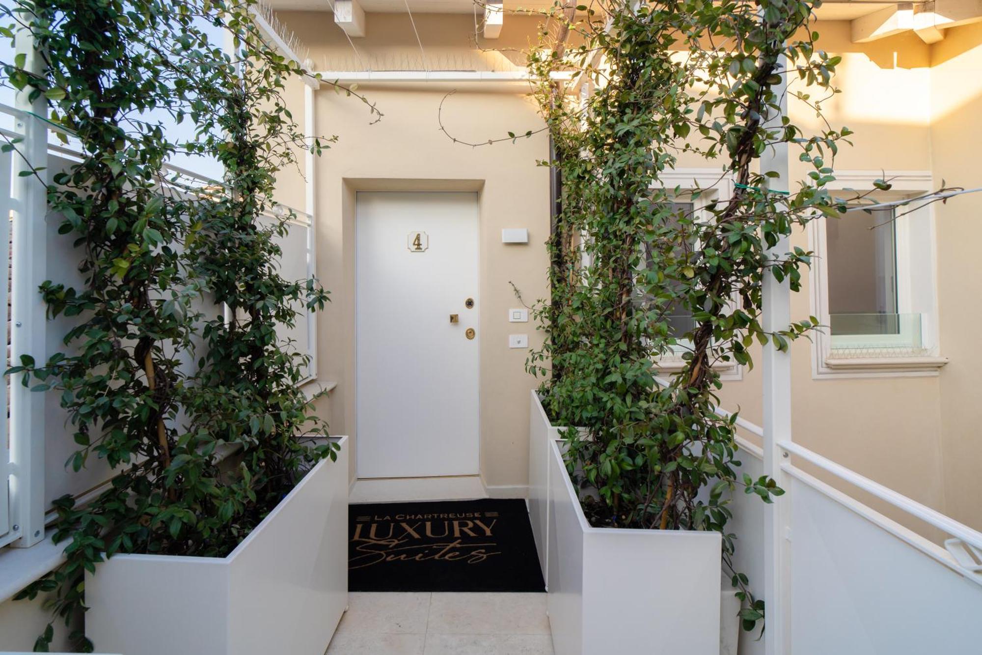 פארמה La Chartreuse Luxury Suites מראה חיצוני תמונה